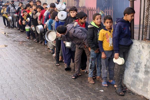 Gaza child in need of emergency aid