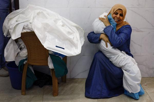 Gaza child receiving treatment