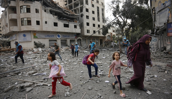 Injured Gaza child