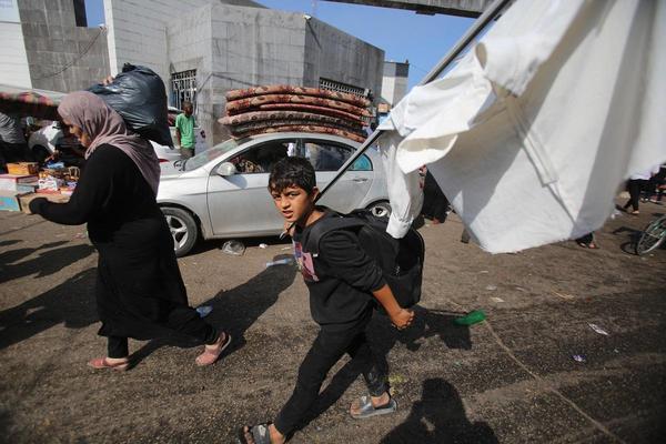 Child needing aid in Gaza